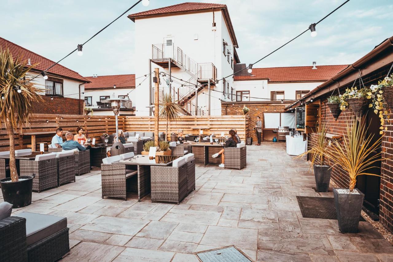 The Stones Hotel Salisbury Exterior photo