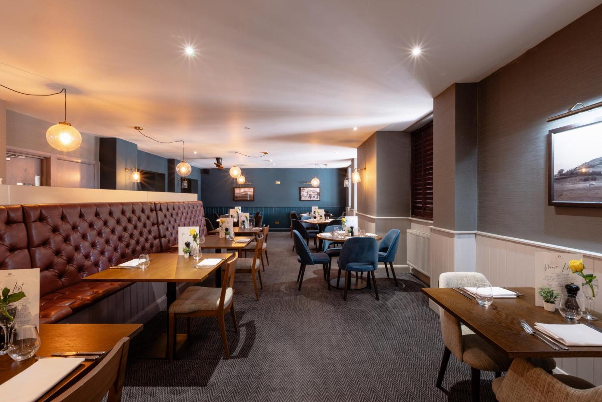 The Stones Hotel Salisbury Exterior photo